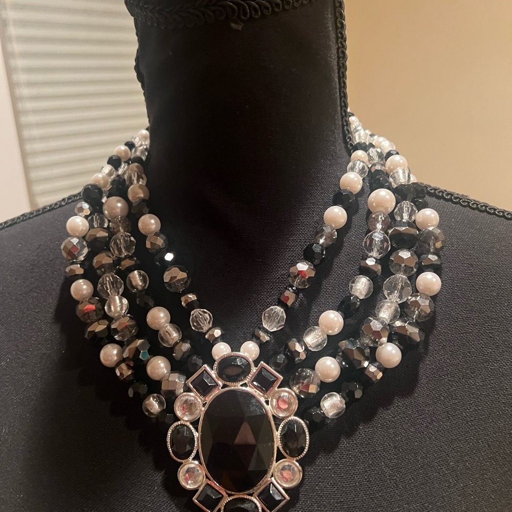 WHBM Elegant Black and White Beaded Necklace , gorgeous statement piece.